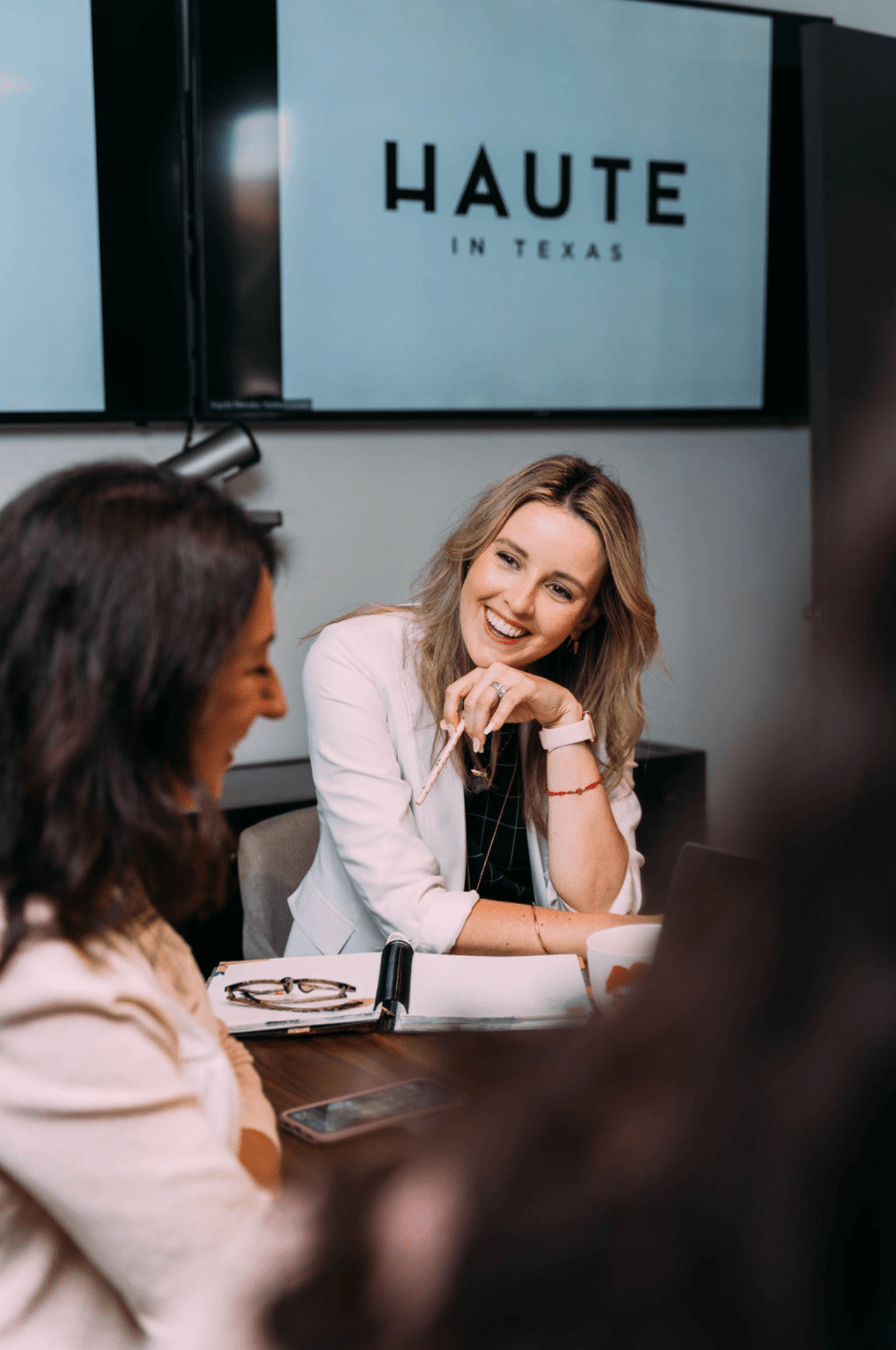 Haute_in_TX_Agency Aquila Haute in Texas